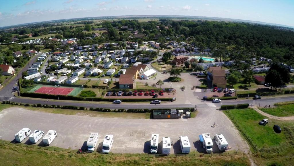 Camping Paradis Les Galets De La Molliere 카이유쉬르메르 외부 사진