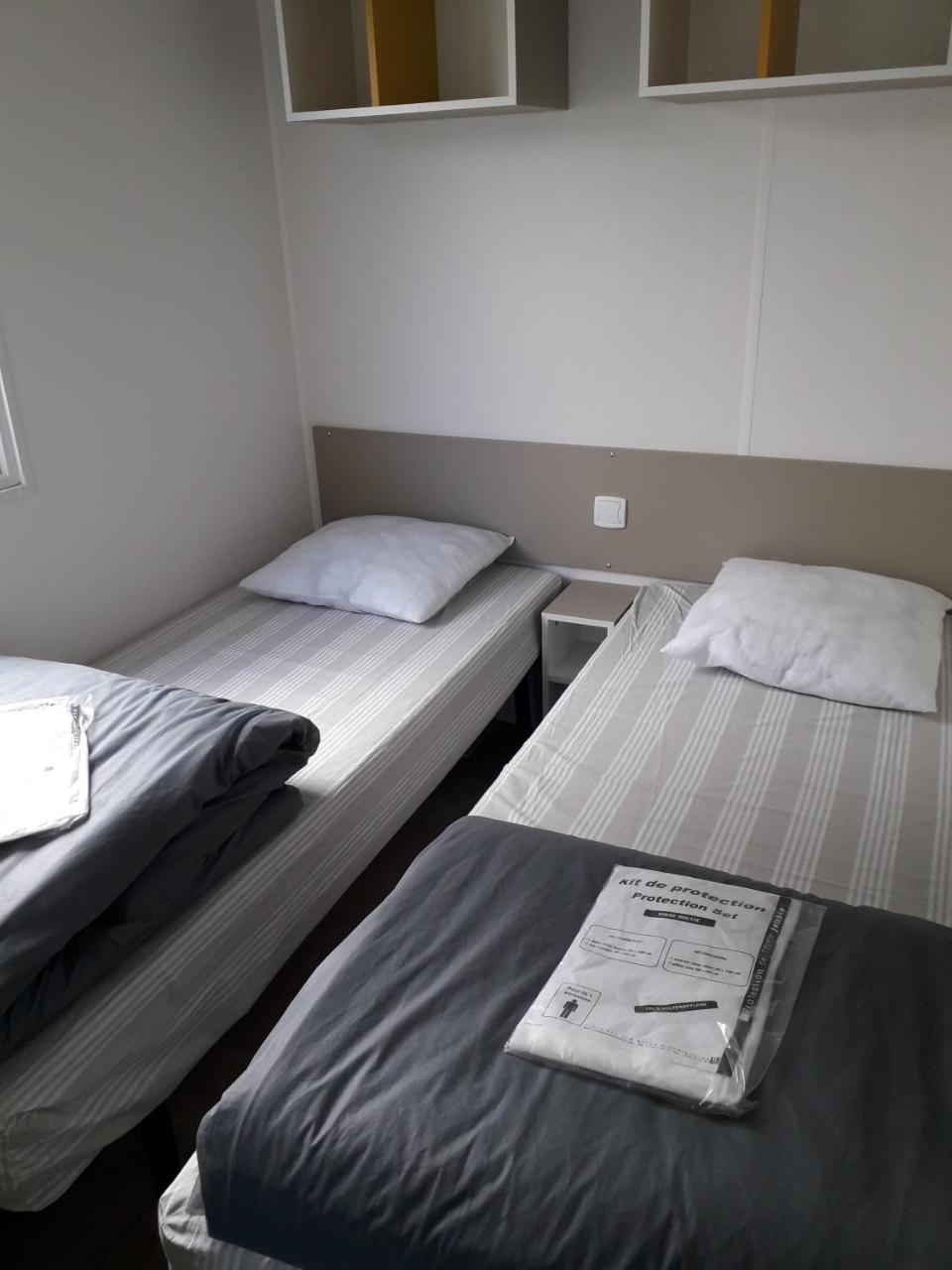 Camping Paradis Les Galets De La Molliere 카이유쉬르메르 외부 사진