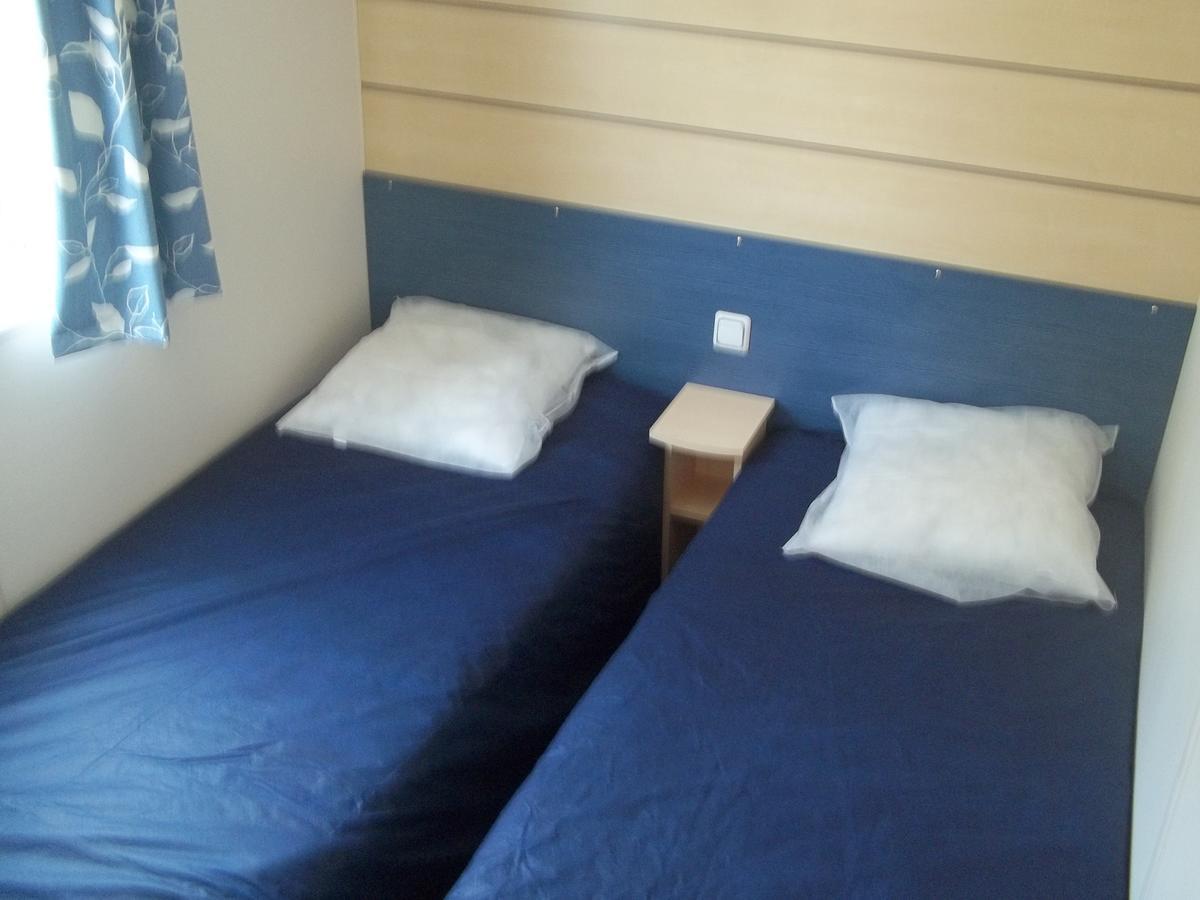Camping Paradis Les Galets De La Molliere 카이유쉬르메르 외부 사진